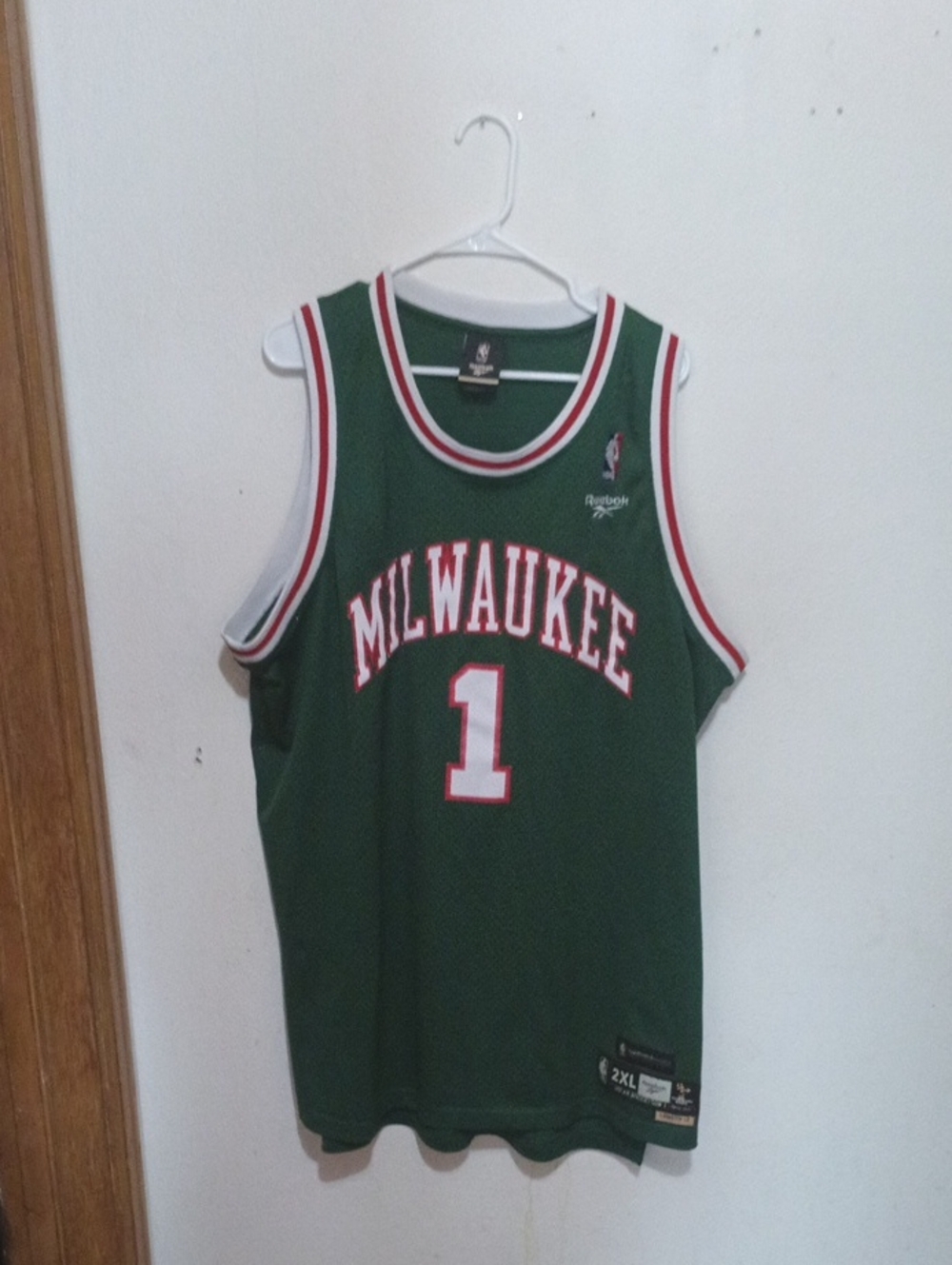 Milwaukee Bucks Hardwood Classics Oscar Robertson Stitched Jersey